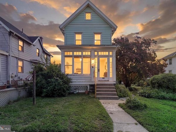 EAST LANSDOWNE, PA 19050