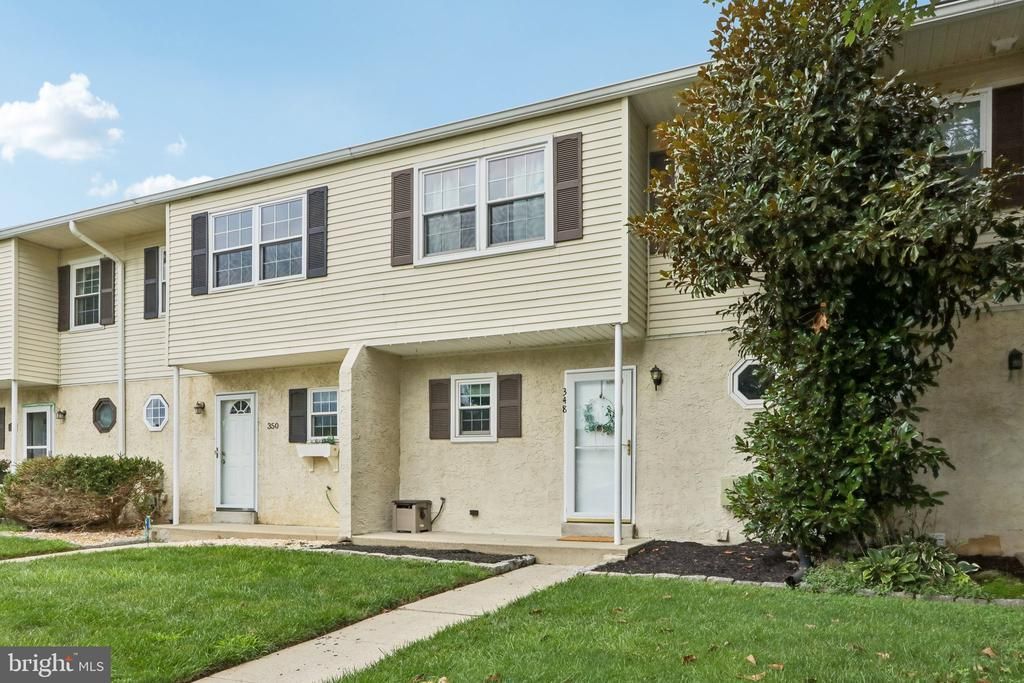 348 CARLYN COURT, DOWNINGTOWN, PA 19335