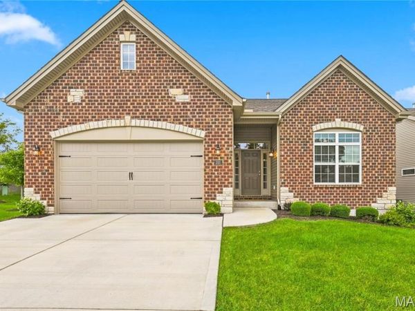 201 Keaton Woods Drive, St Charles, MO 63368