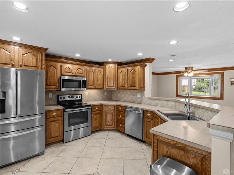1890 Wilshire Drive, Xenia, OH 45385 Photo 13