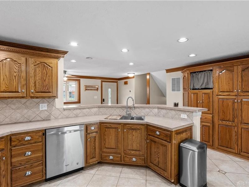 1890 Wilshire Drive, Xenia, OH 45385 Photo 14
