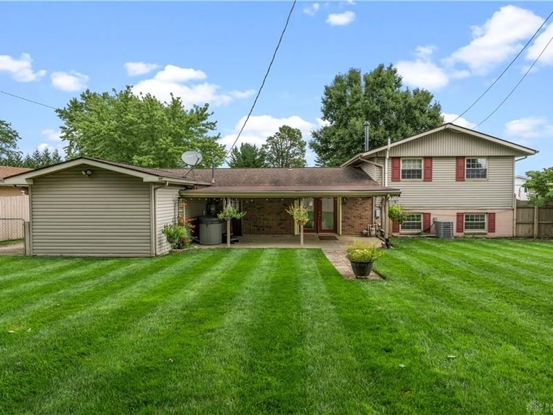 1890 Wilshire Drive, Xenia, OH 45385 Photo 32