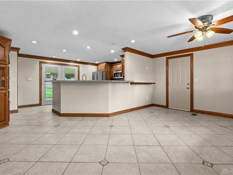 1890 Wilshire Drive, Xenia, OH 45385 Photo 8