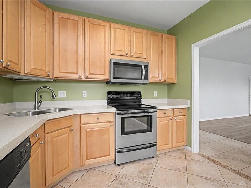 2734 Cedarbrook Way, Beavercreek, OH 45431 Photo 18