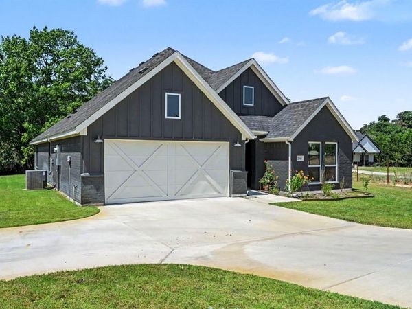 2044 Redemption Drive , Weatherford, TX 76088
