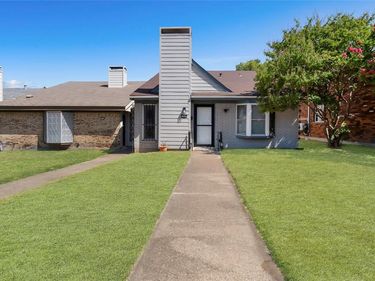 1517 Britainway Lane, Dallas, TX 75228