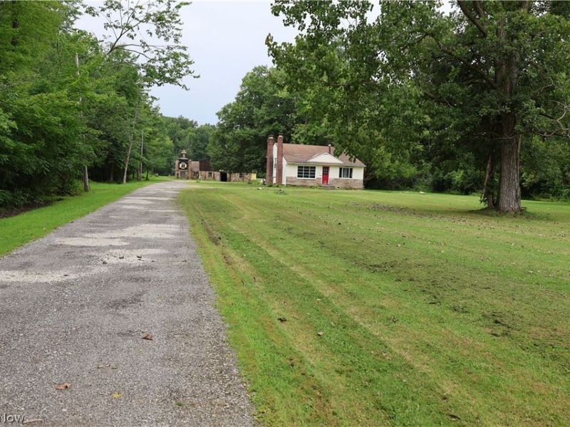 2938 Som Center Road , Willoughby, OH 44094 Photo 1