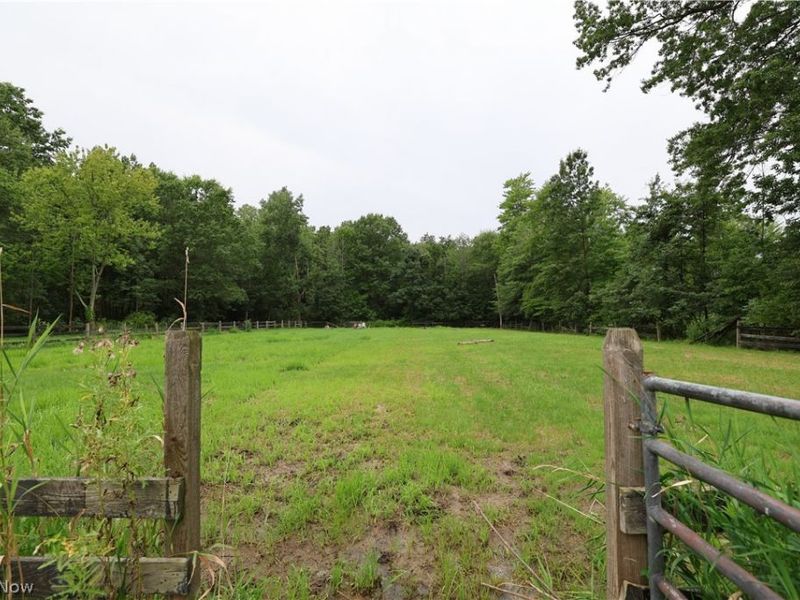 2938 Som Center Road , Willoughby, OH 44094 Photo 18
