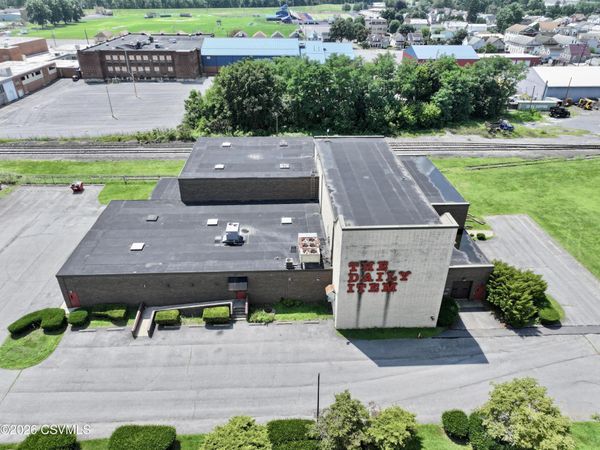 517 RASPBERRY Avenue , Sunbury, PA 17801