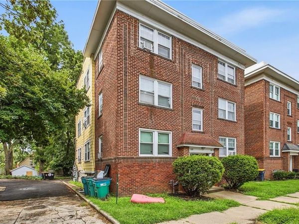 1109 W 40th Street, Kansas City, MO 64111