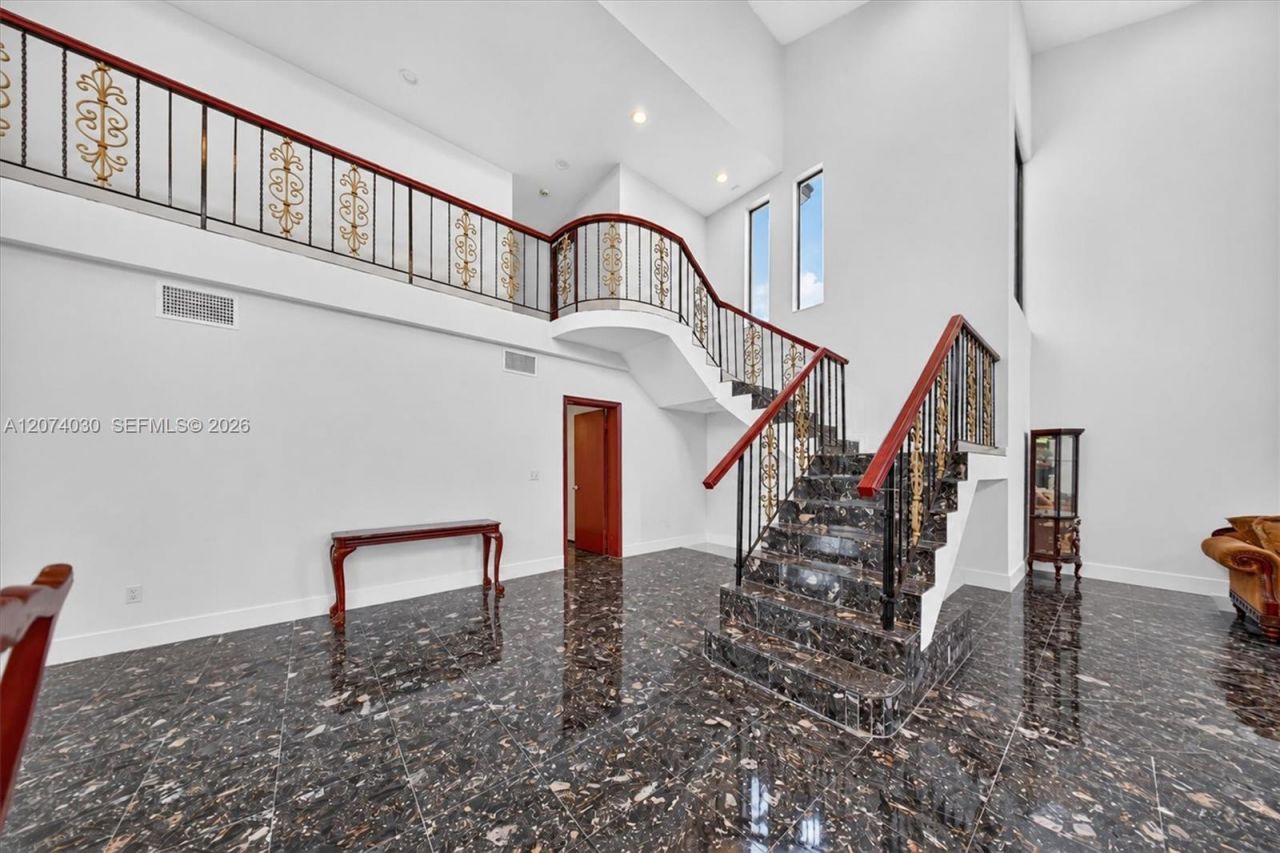5840 W 3rd Ln, Hialeah, FL 33012 Photo