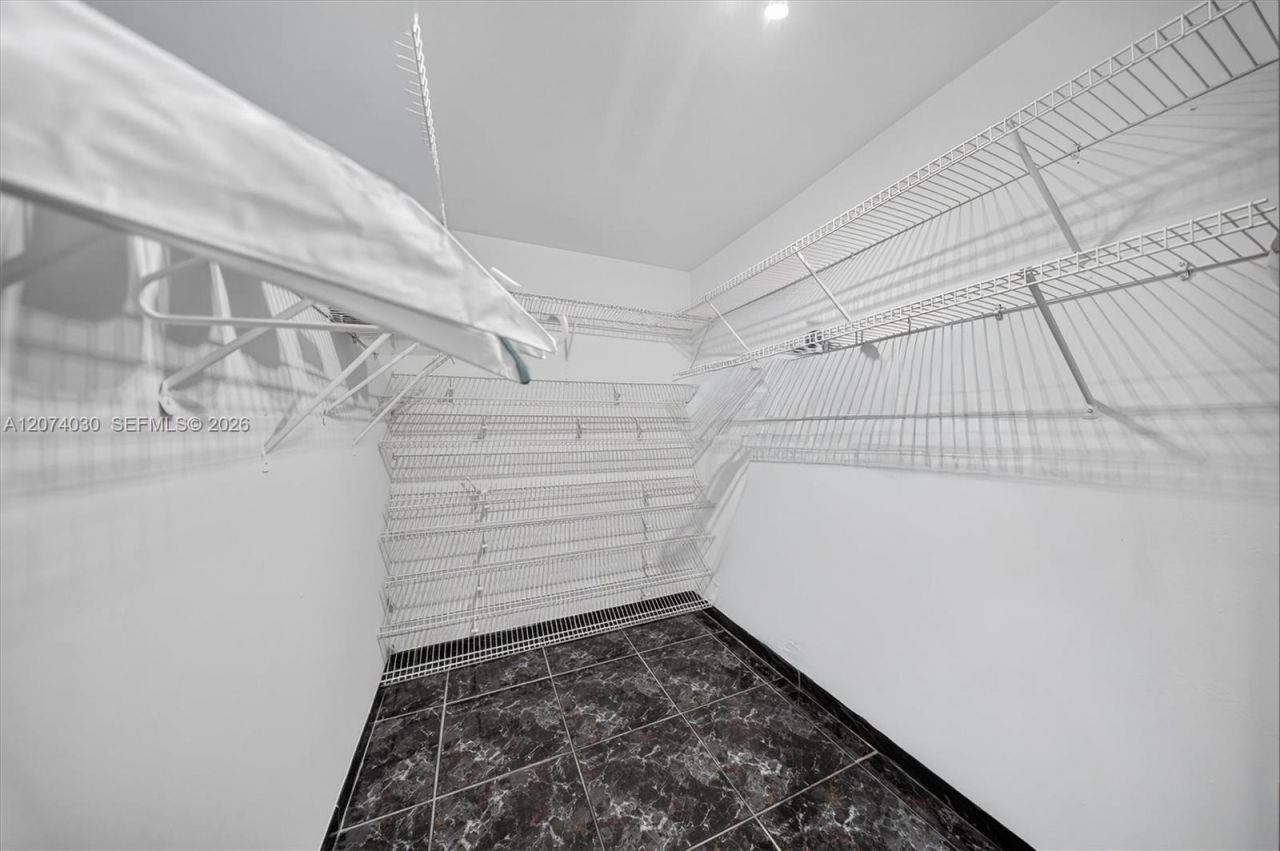 5840 W 3rd Ln, Hialeah, FL 33012 Photo