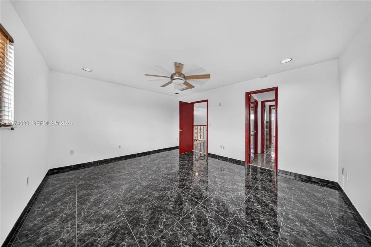 5840 W 3rd Ln, Hialeah, FL 33012 Photo