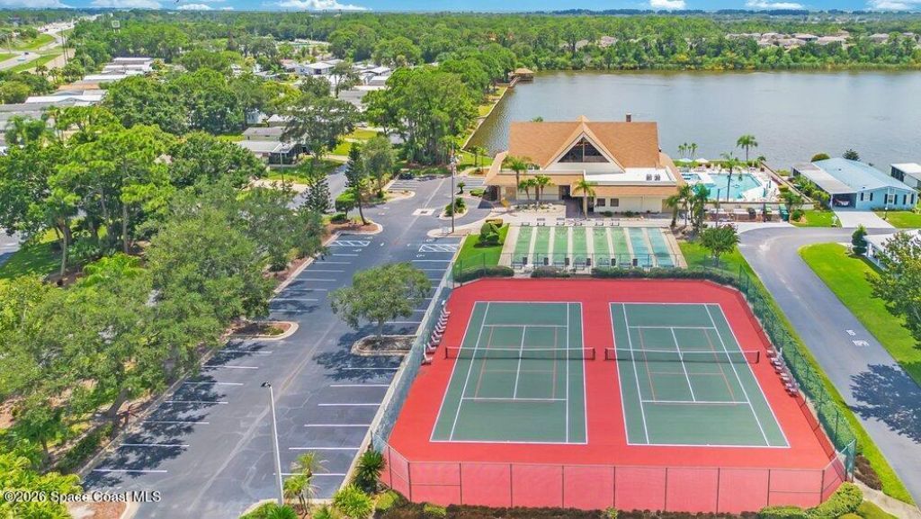 585 Outer Drive, Cocoa, FL 32926 Photo