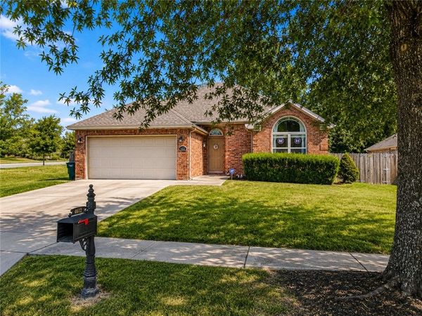 3682 W Grouse Road , Fayetteville, AR 72704