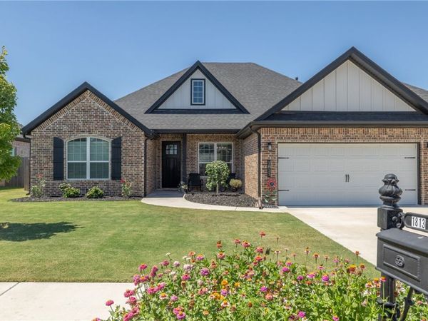 1813 Bergman Road, Pea Ridge, AR 72751