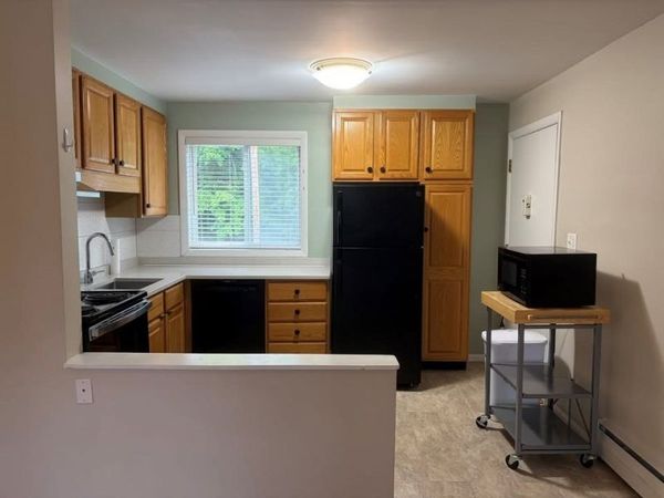 81 Lionel Ave, Unit C, Waltham, MA 02452