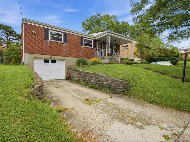 4664 Linda Drive, Cincinnati, OH 45238 Photo 3