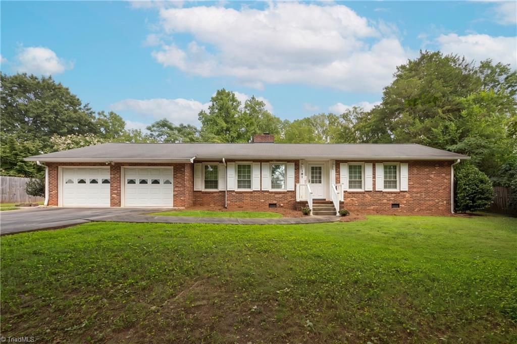 191 Monroe Street, Winston-Salem, NC 27104 Main Photo