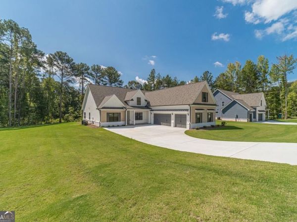 897 Bessie Court, Loganville, GA 30052