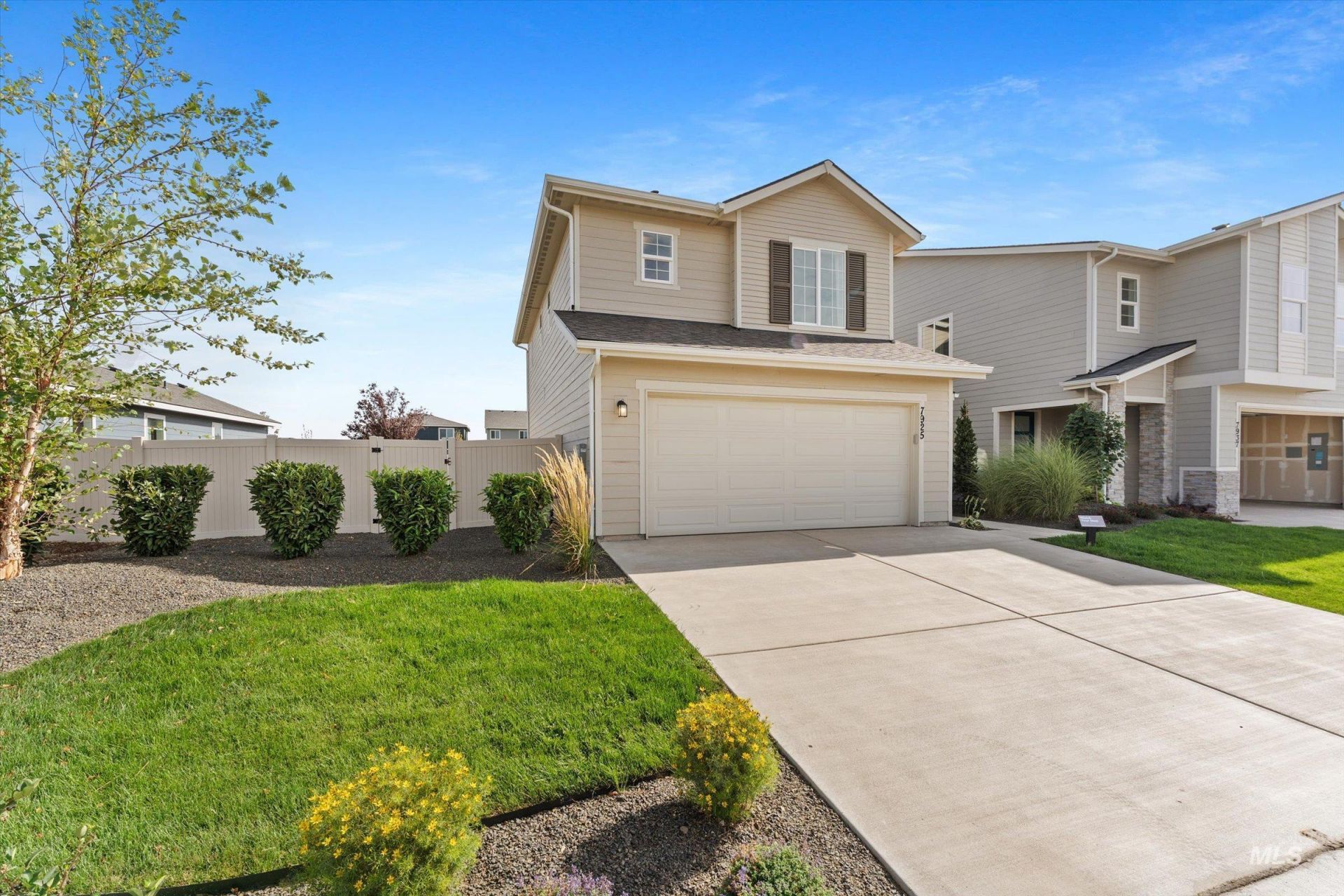 7925 E Beaufort St, Nampa, ID 83687 Main Photo
