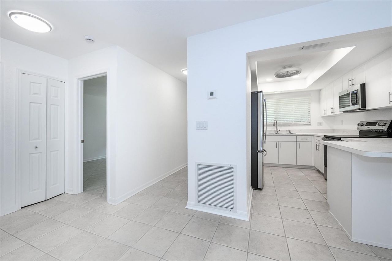 1001 W Marion Avenue , Unit 11, Punta Gorda, FL 33950 Photo