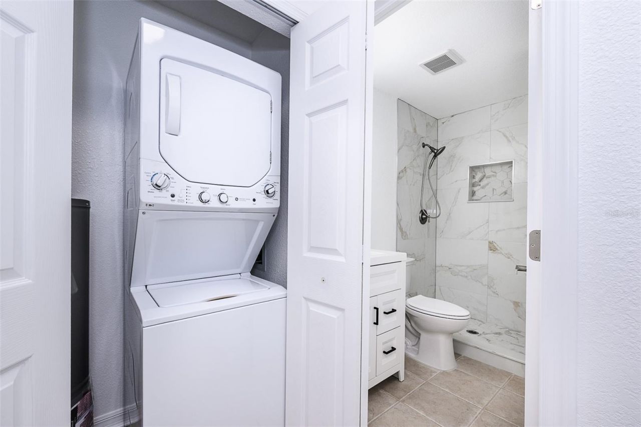 1001 W Marion Avenue , Unit 11, Punta Gorda, FL 33950 Photo