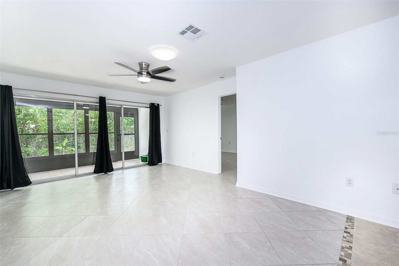 1001 W Marion Avenue , Unit 11, Punta Gorda, FL 33950 Photo