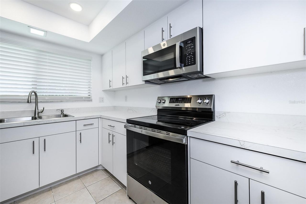 1001 W Marion Avenue , Unit 11, Punta Gorda, FL 33950 Photo