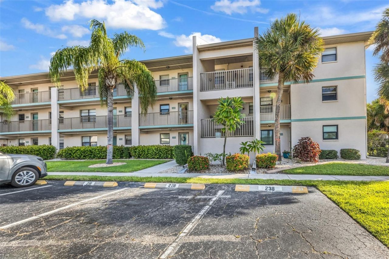 175 Kings Highway , Unit #227-B7, Punta Gorda, FL 33983 Photo