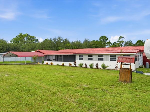 44945 2ND STREET , DELAND, FL 32720