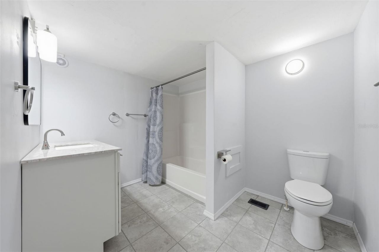 44945 2nd Street, Deland, FL 32720 Photo