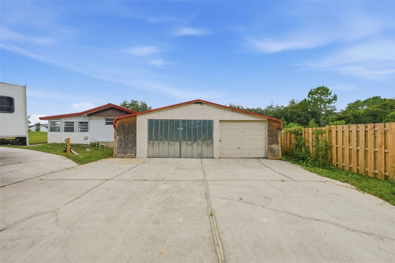 44945 2nd Street, Deland, FL 32720 Photo