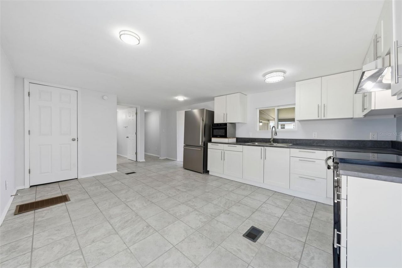 44945 2nd Street, Deland, FL 32720 Photo