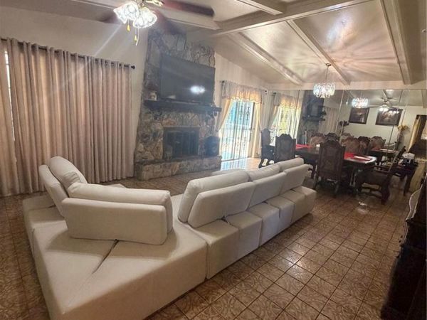 7002 LARIMER COURT , TAMPA, FL 33615