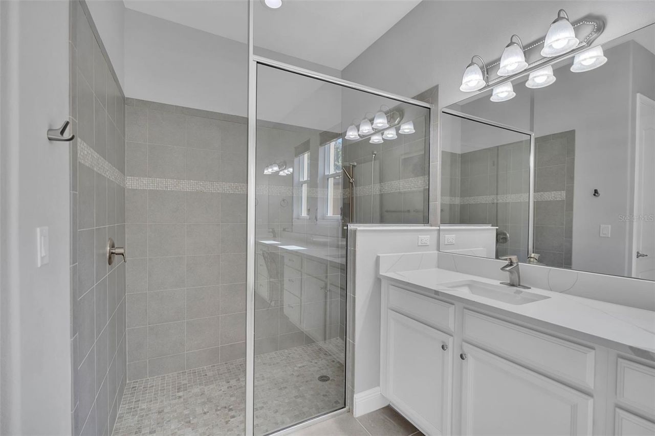 10310 Eastwood Drive , Bradenton, FL 34211 Photo