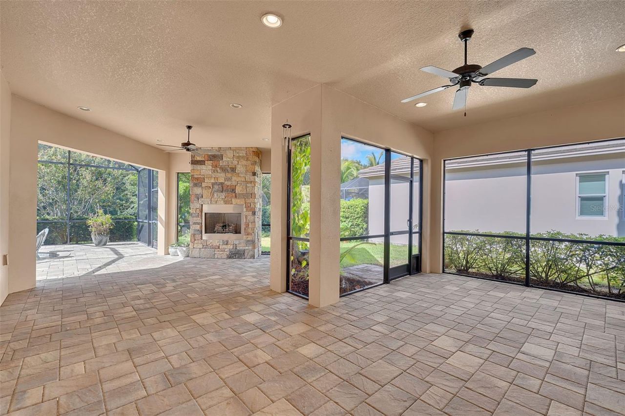 10310 Eastwood Drive , Bradenton, FL 34211 Photo
