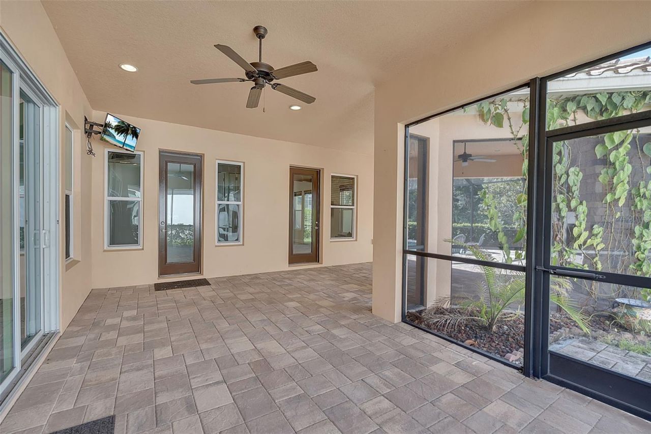 10310 Eastwood Drive , Bradenton, FL 34211 Photo