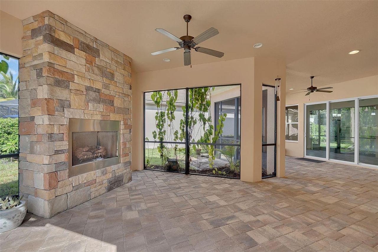 10310 Eastwood Drive , Bradenton, FL 34211 Photo