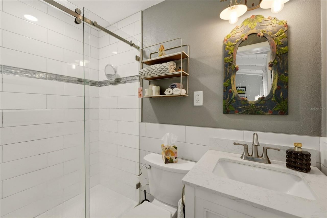 3424 Old Oak Drive, Sarasota, FL 34239 Photo
