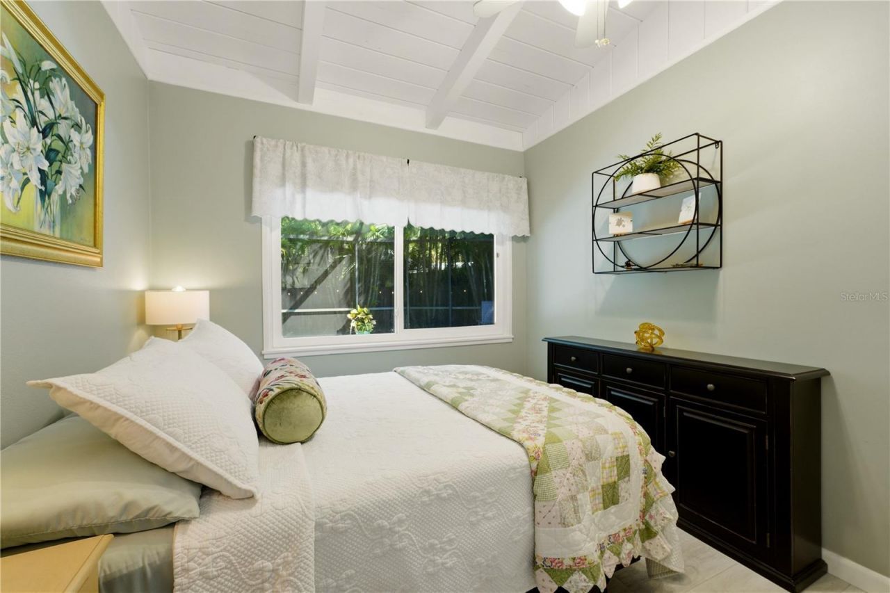 3424 Old Oak Drive, Sarasota, FL 34239 Photo