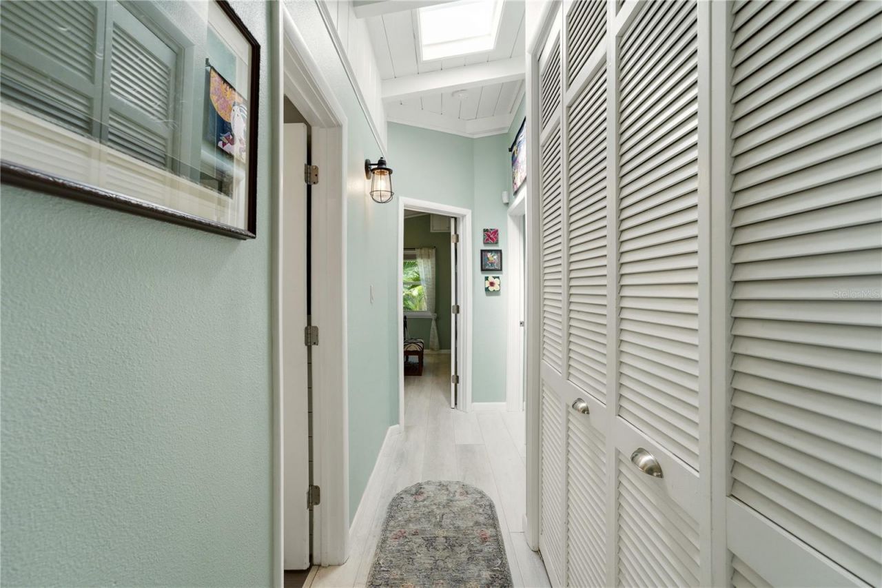 3424 Old Oak Drive, Sarasota, FL 34239 Photo