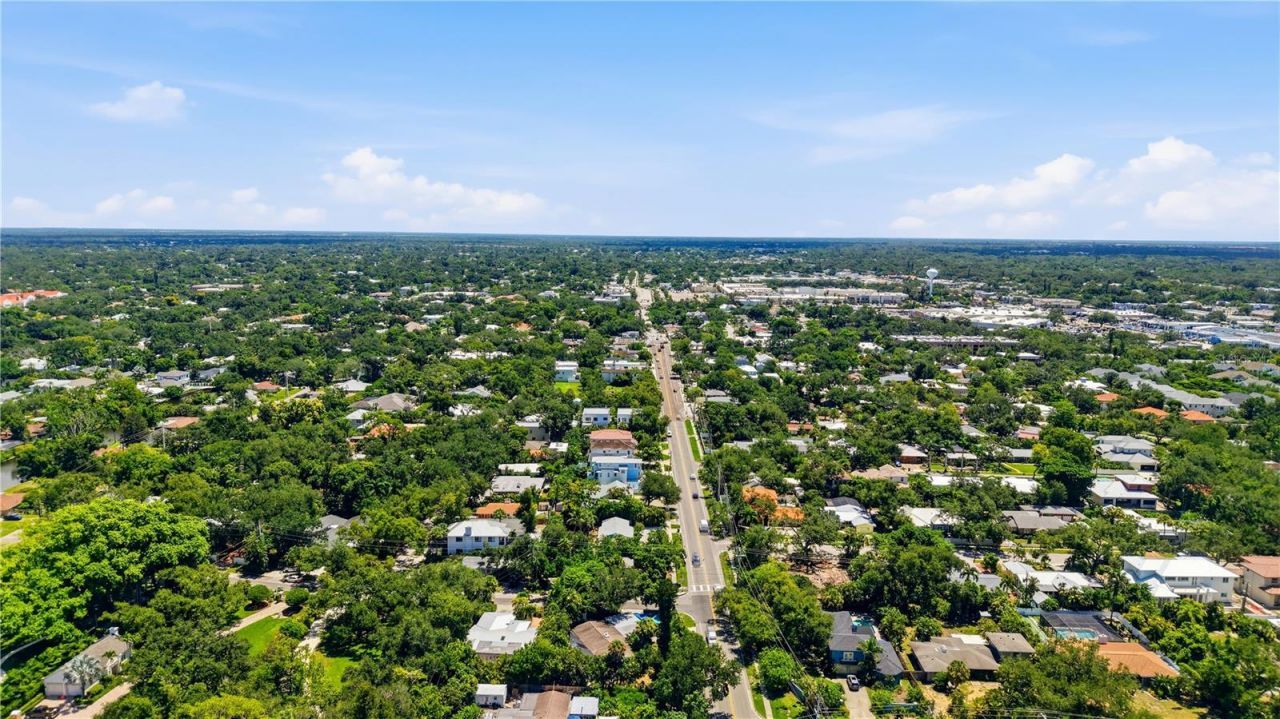 3424 Old Oak Drive, Sarasota, FL 34239 Photo