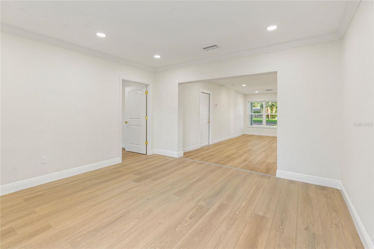 1732 Lakeview Road , Clearwater, FL 33756 Photo