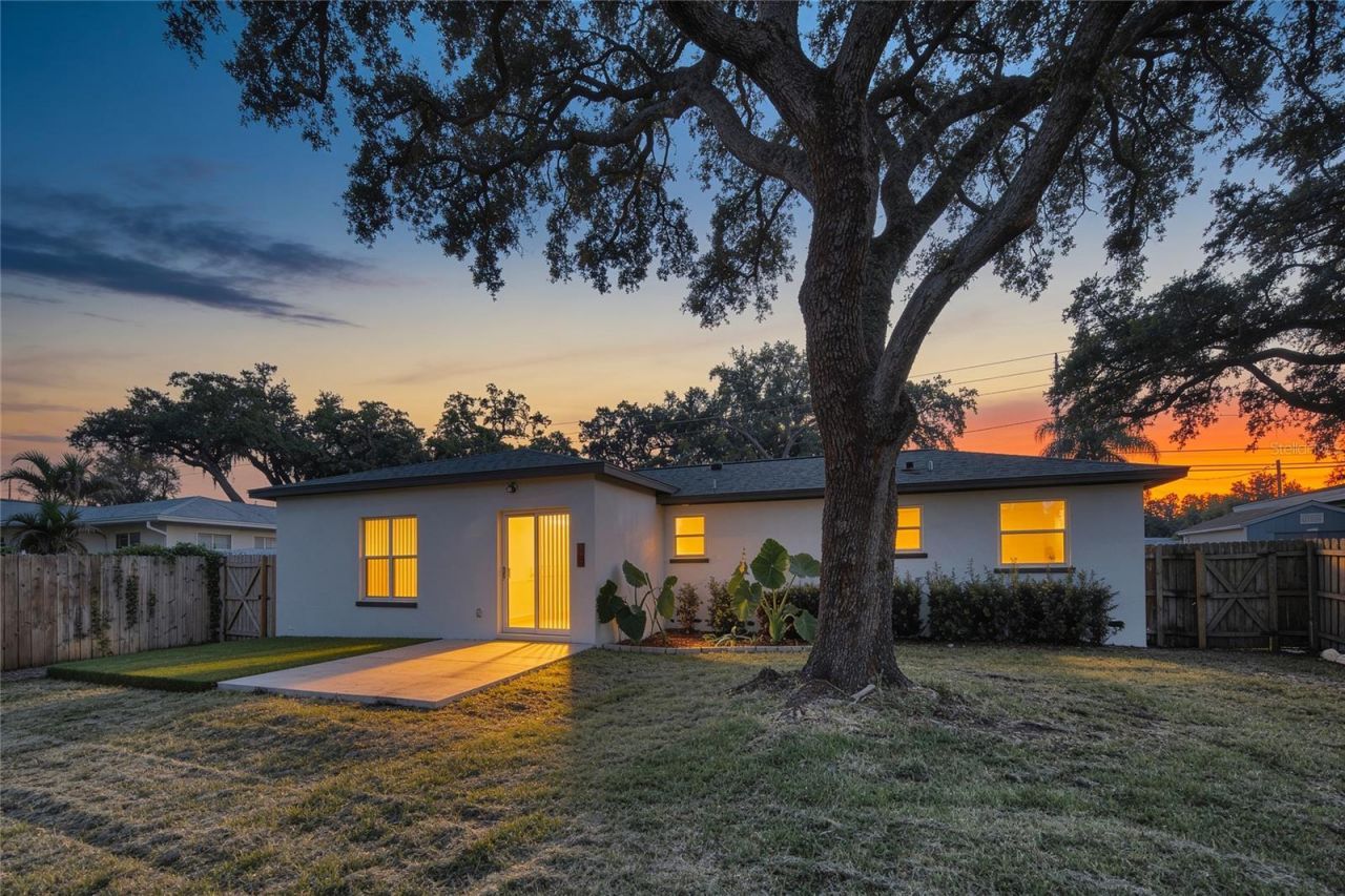 1732 Lakeview Road , Clearwater, FL 33756 Photo