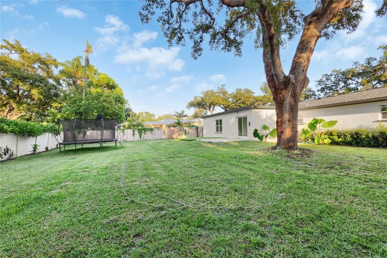 1732 Lakeview Road , Clearwater, FL 33756 Photo