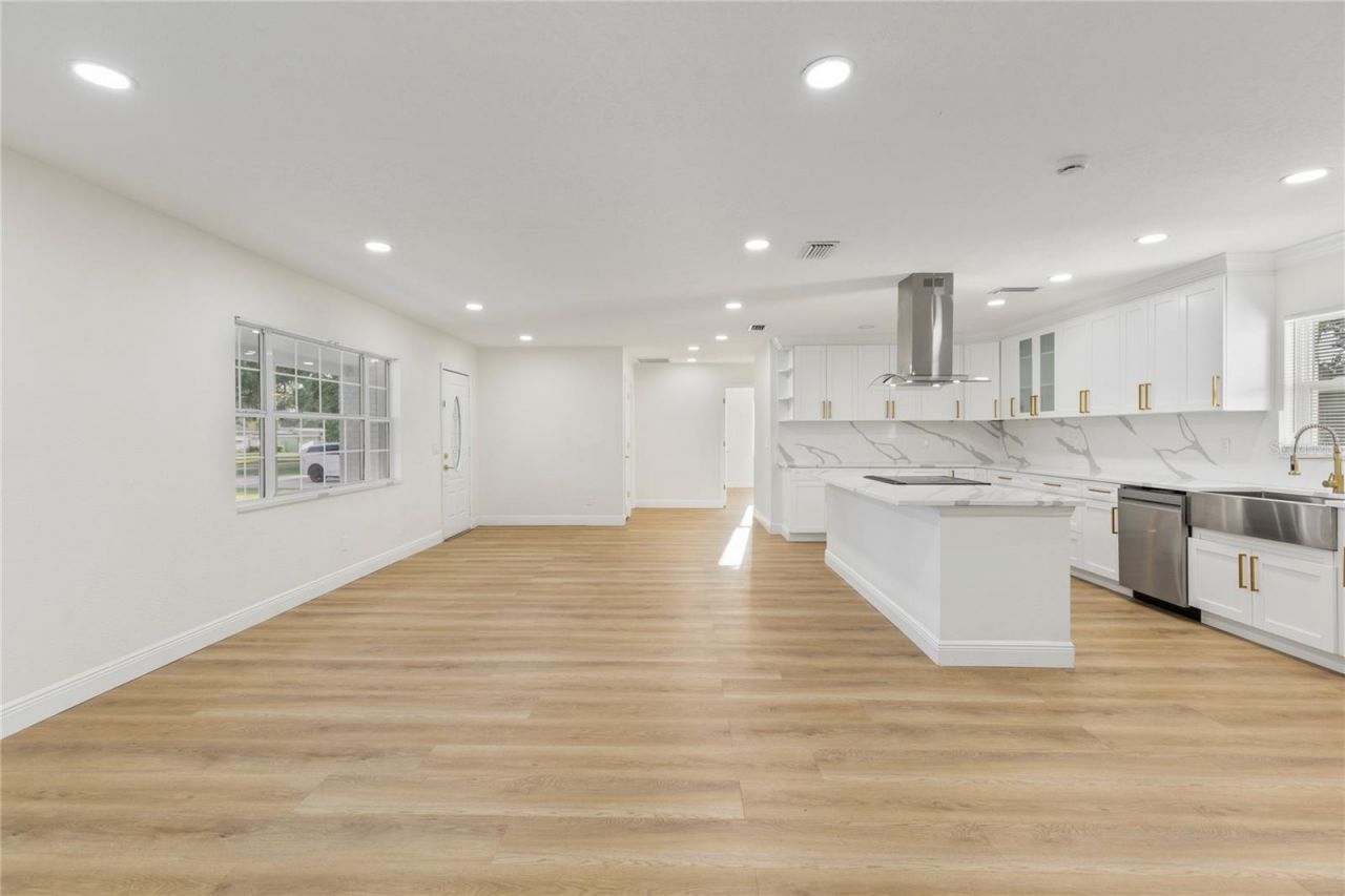 1732 Lakeview Road , Clearwater, FL 33756 Photo