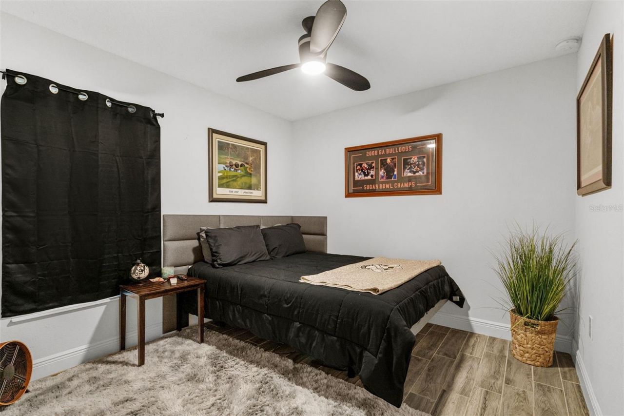325 Wisconsin Court S, Saint Petersburg, FL 33705 Photo