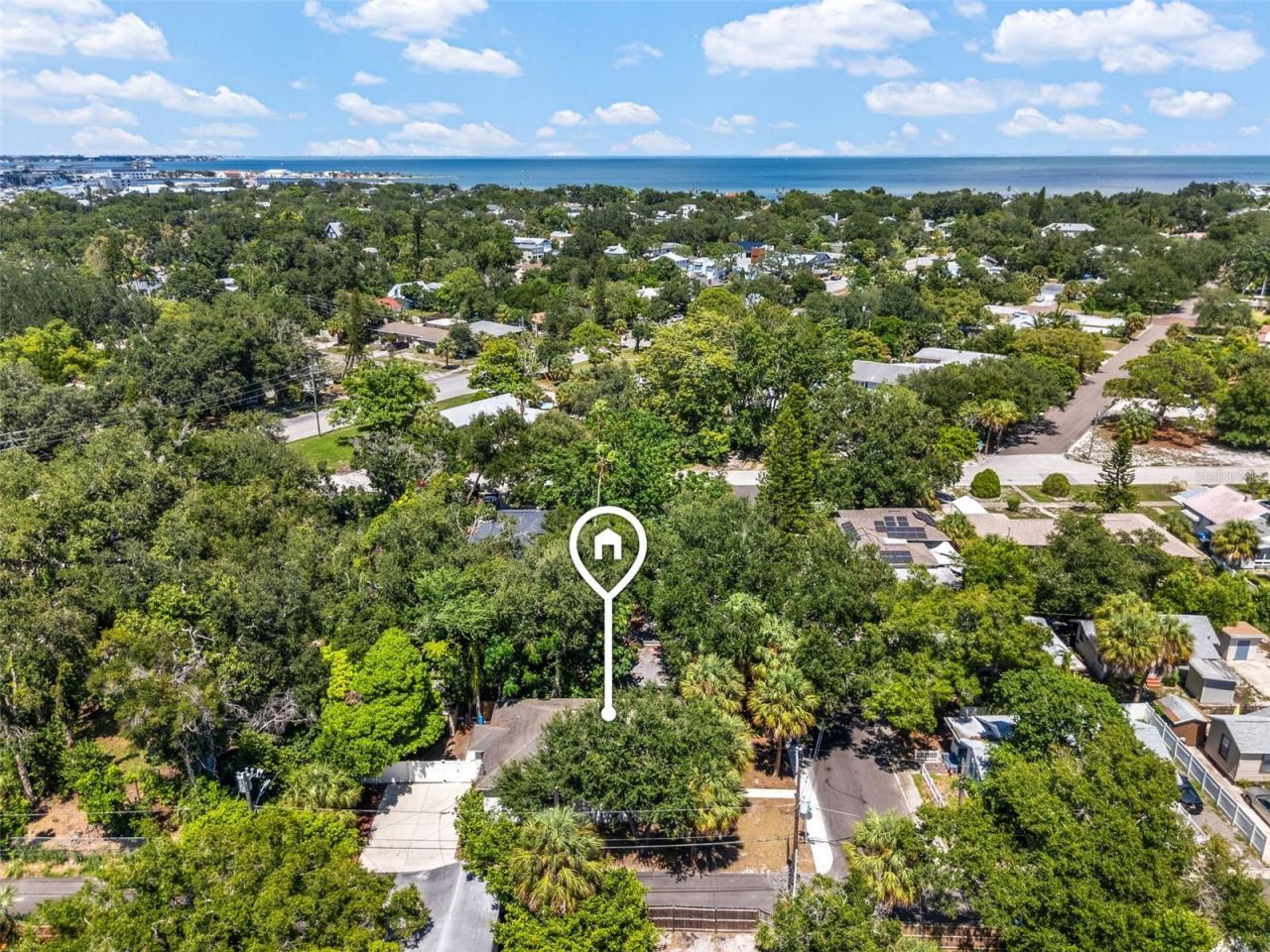 325 Wisconsin Court S, Saint Petersburg, FL 33705 Photo