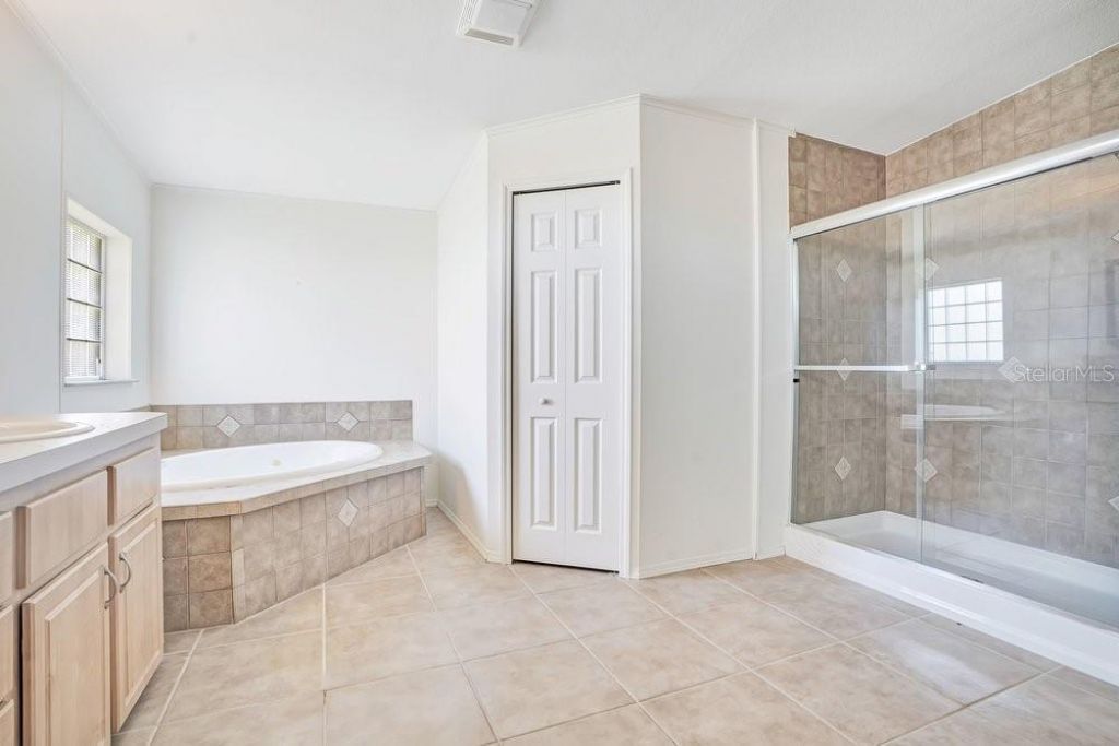 585 Outer Drive, Cocoa, FL 32926 Photo